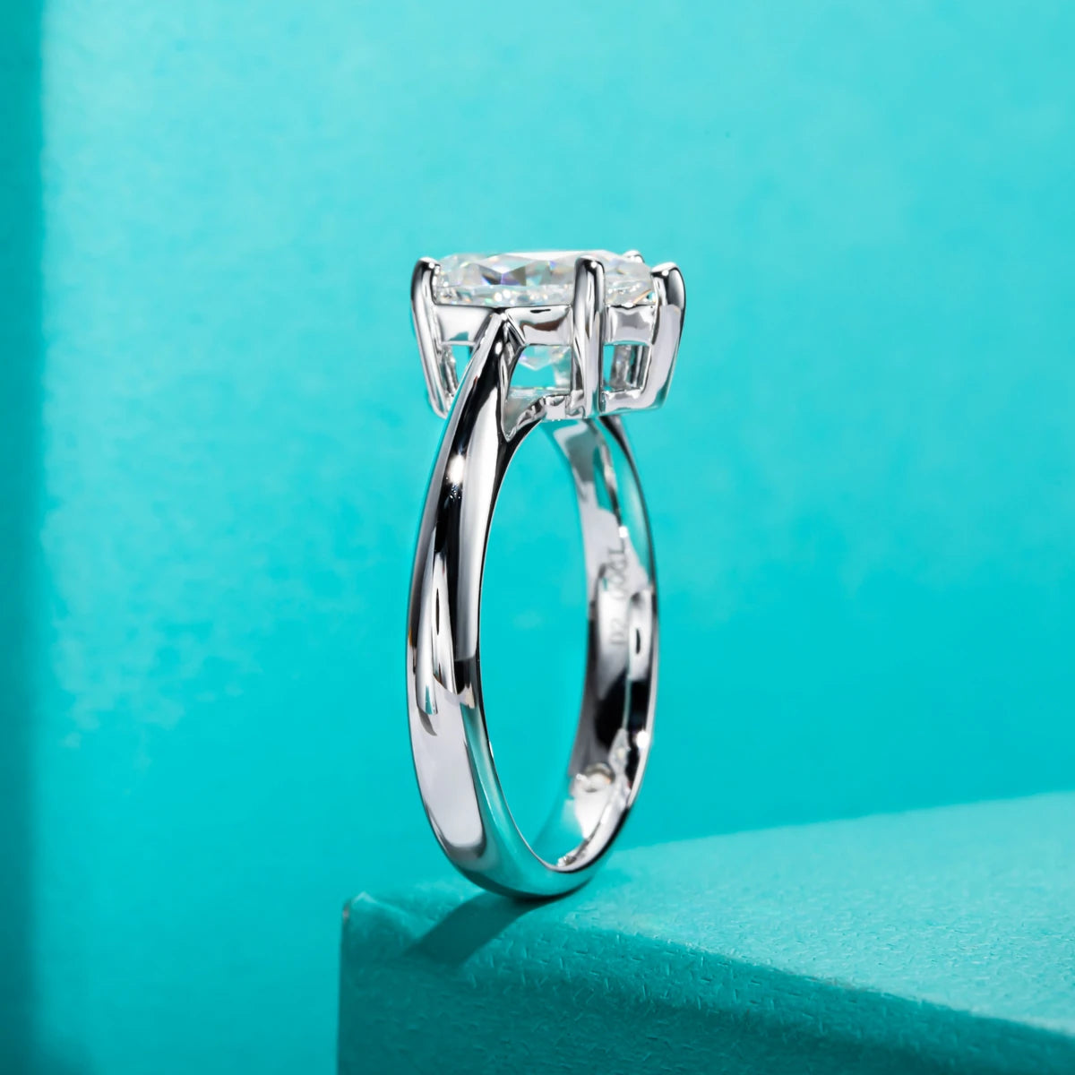 Seraphine Solitaire Ring